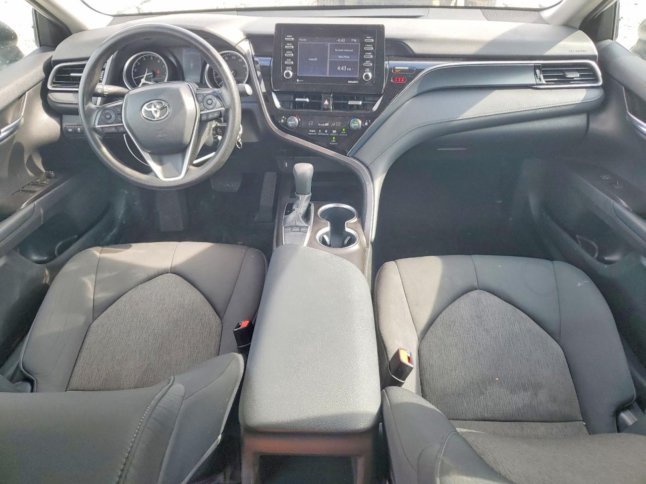 2024 TOYOTA CAMRY LE photo 15