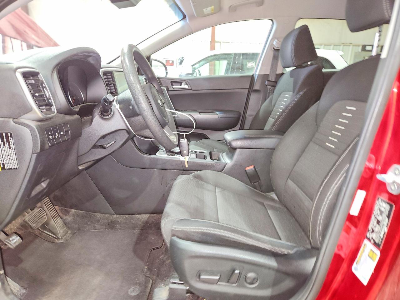2020 KIA SPORTAGE LX photo 7