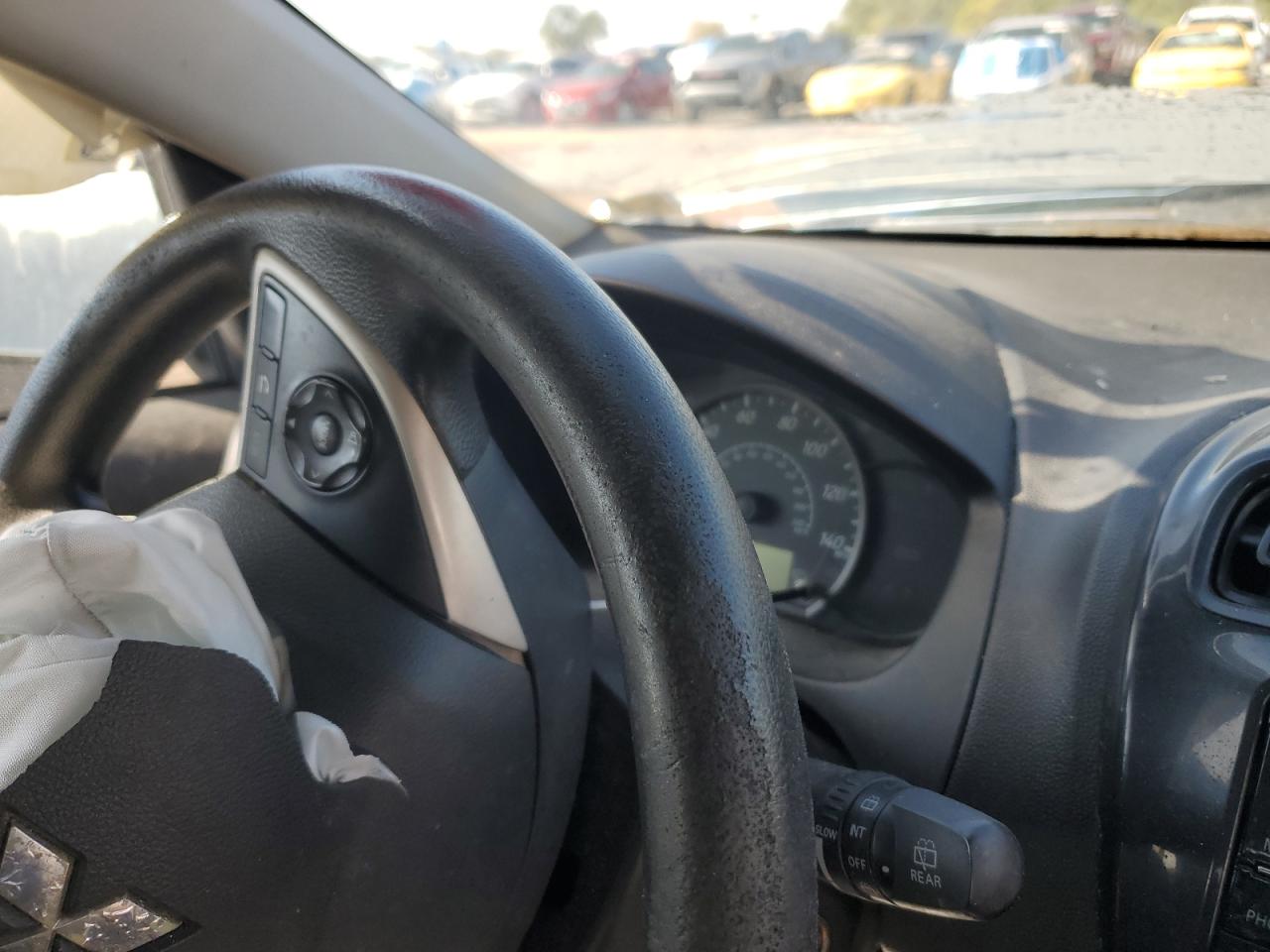 2018 MITSUBISHI MIRAGE ES photo 17