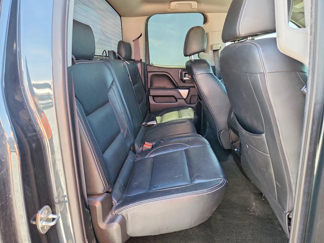 2017 CHEVROLET SILVERADO K1500 LT photo 10