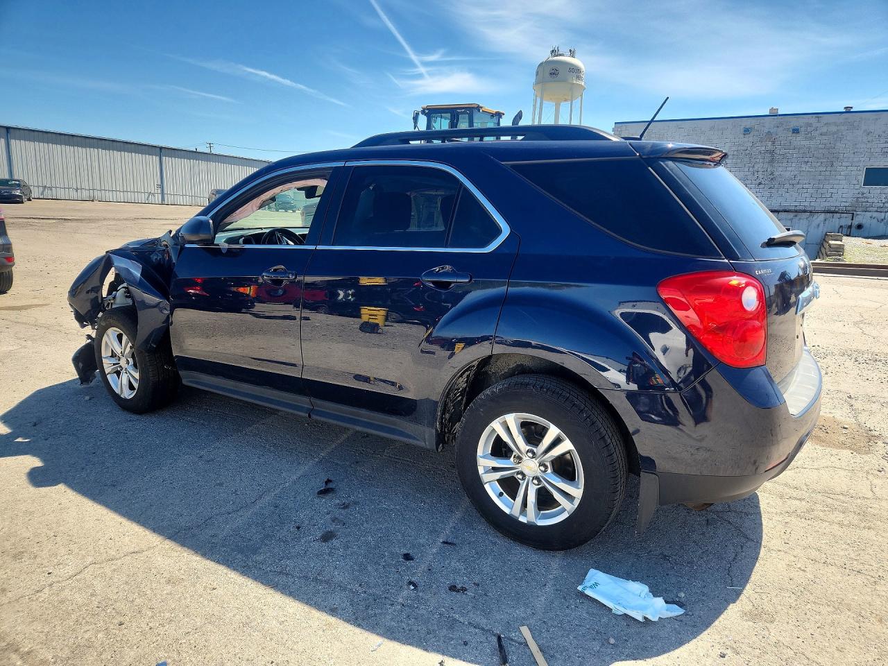 2015 CHEVROLET EQUINOX LT photo 3