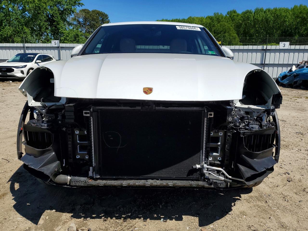 2022 PORSCHE CAYENNE photo 9