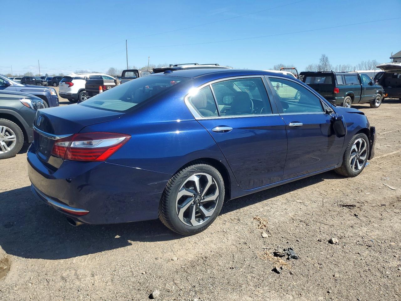 2016 HONDA ACCORD EX photo 5
