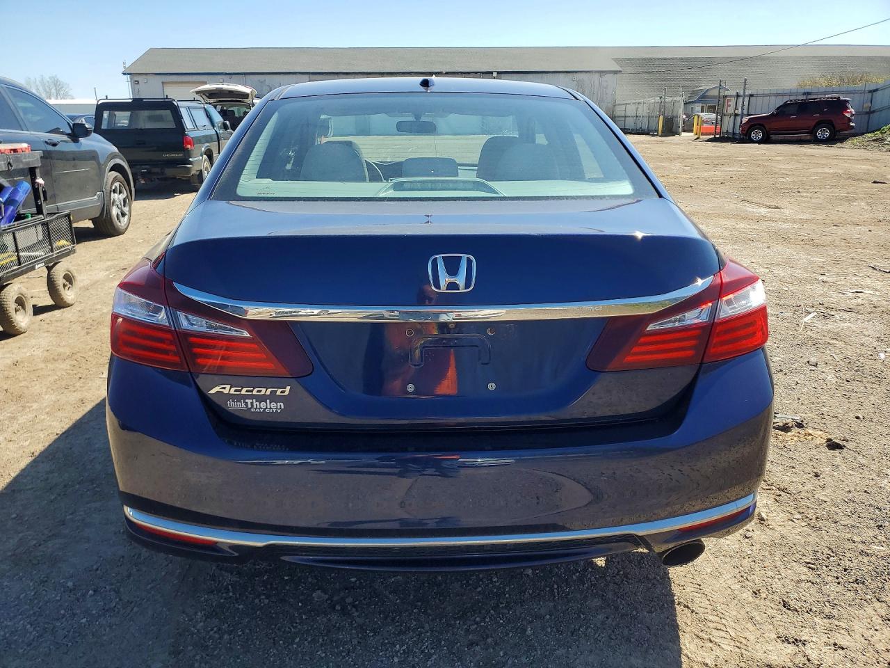 2016 HONDA ACCORD EX photo 11