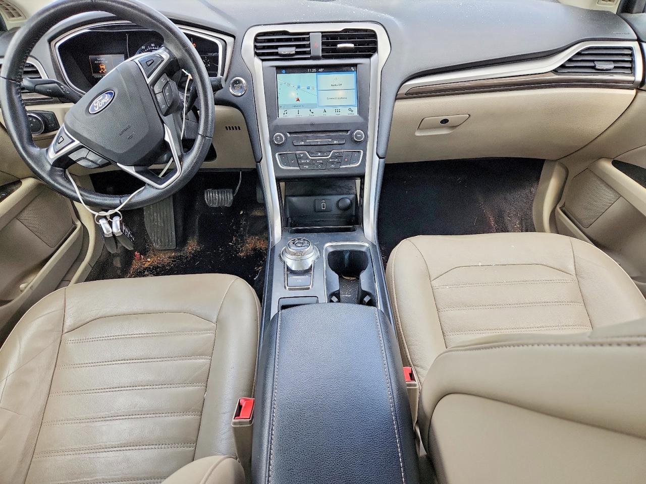 2017 FORD FUSION SE photo 15