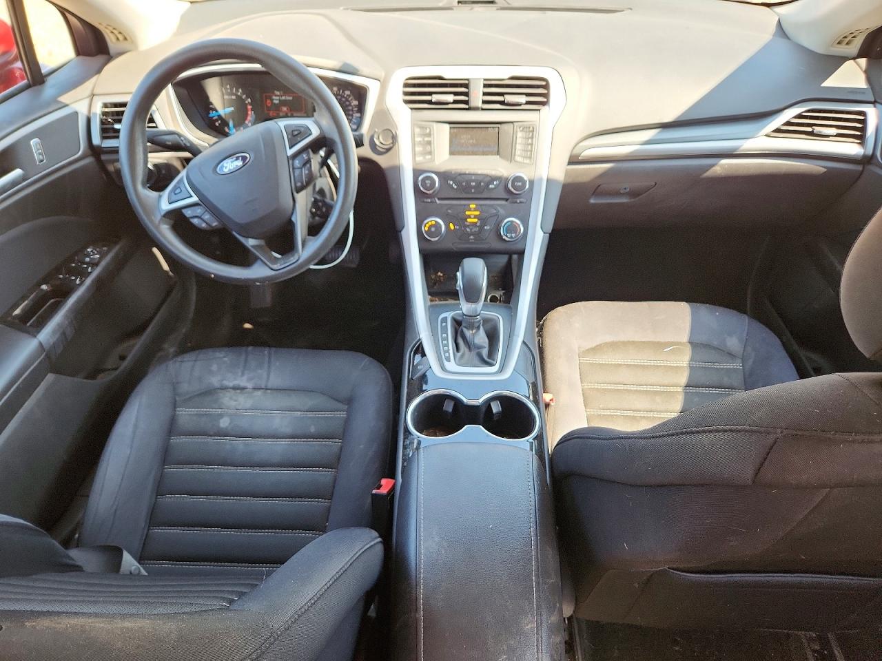2015 FORD FUSION SE photo 8