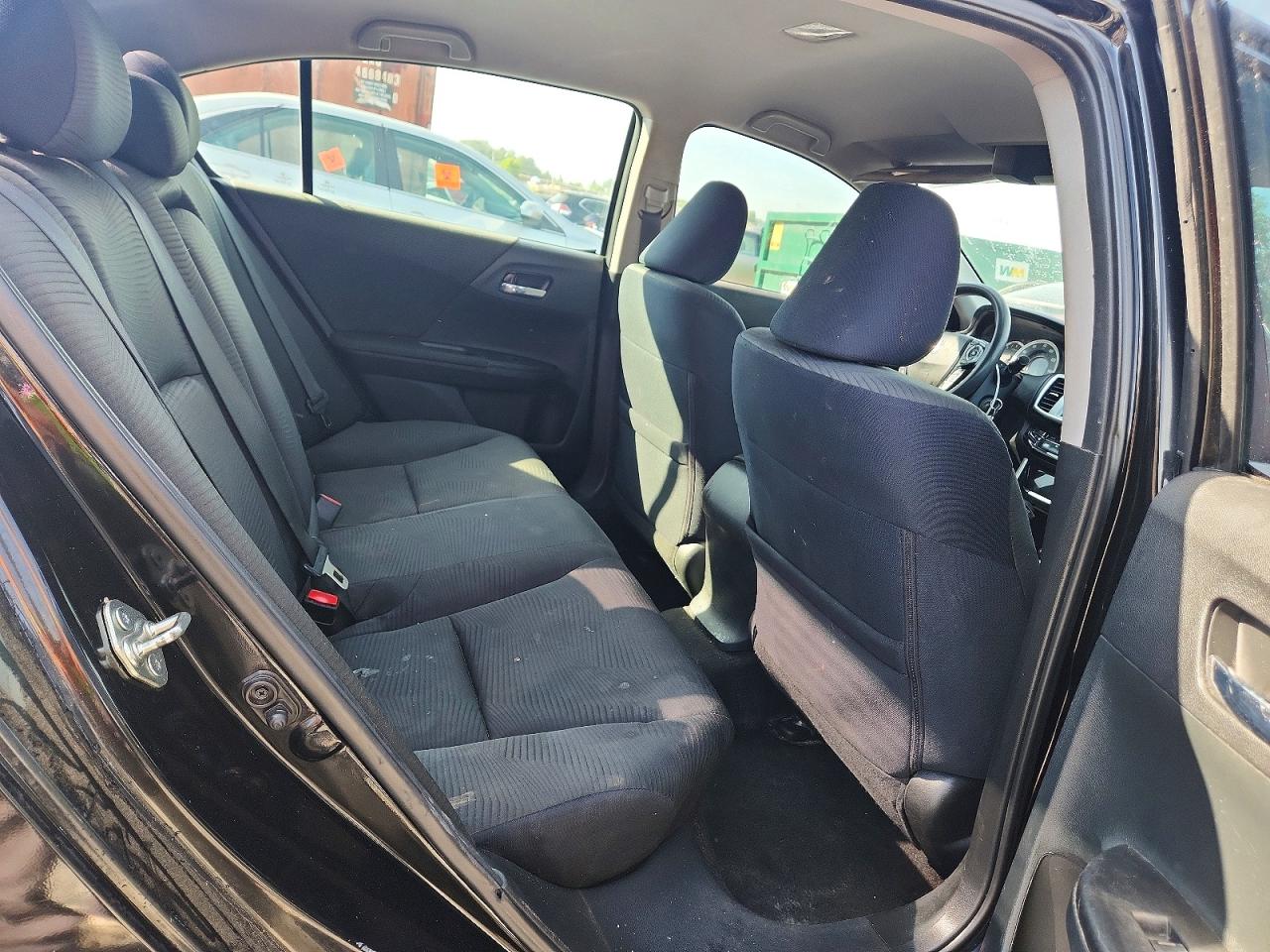 2016 HONDA ACCORD LX photo 10