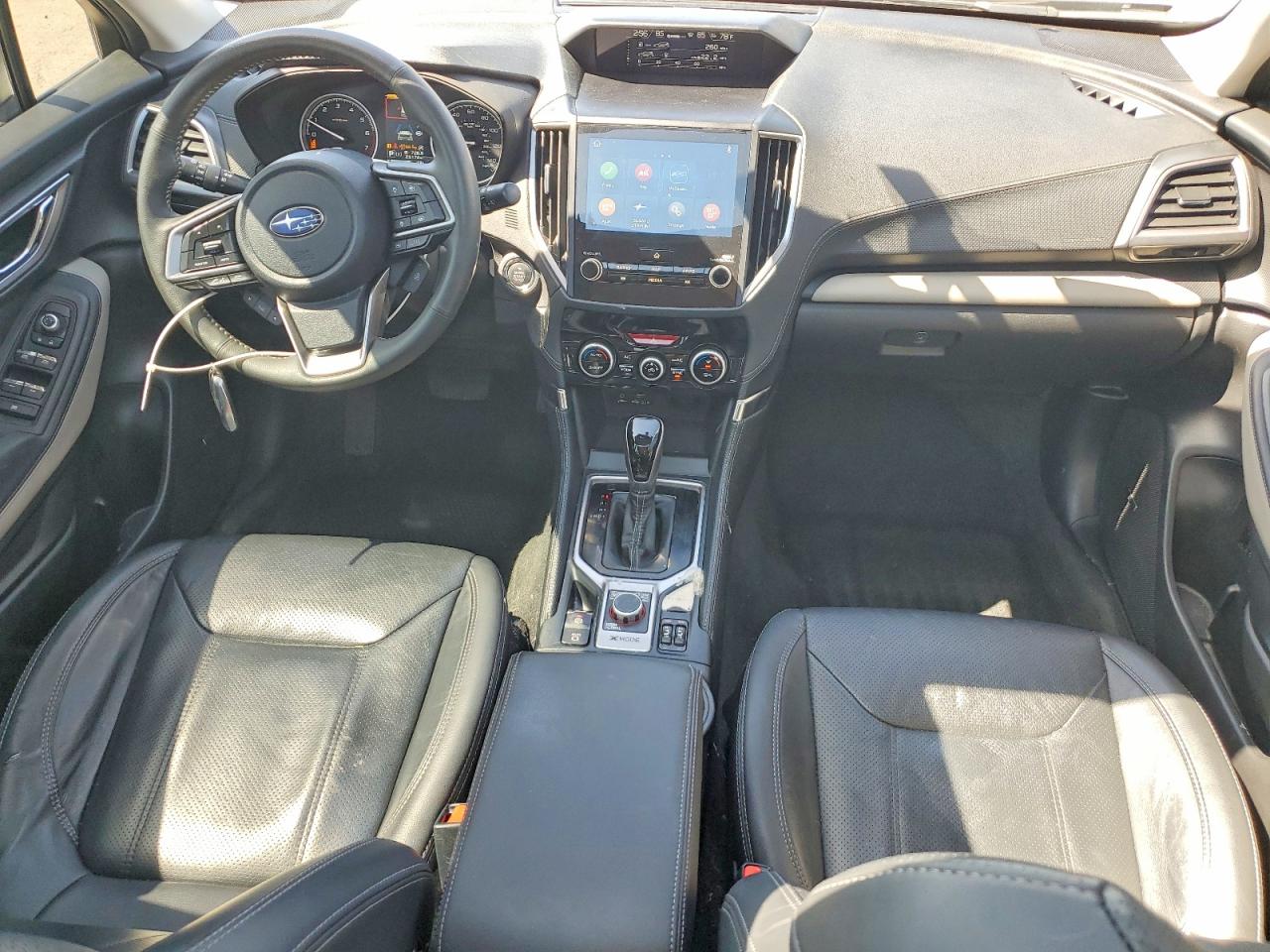 2024 SUBARU FORESTER photo 8