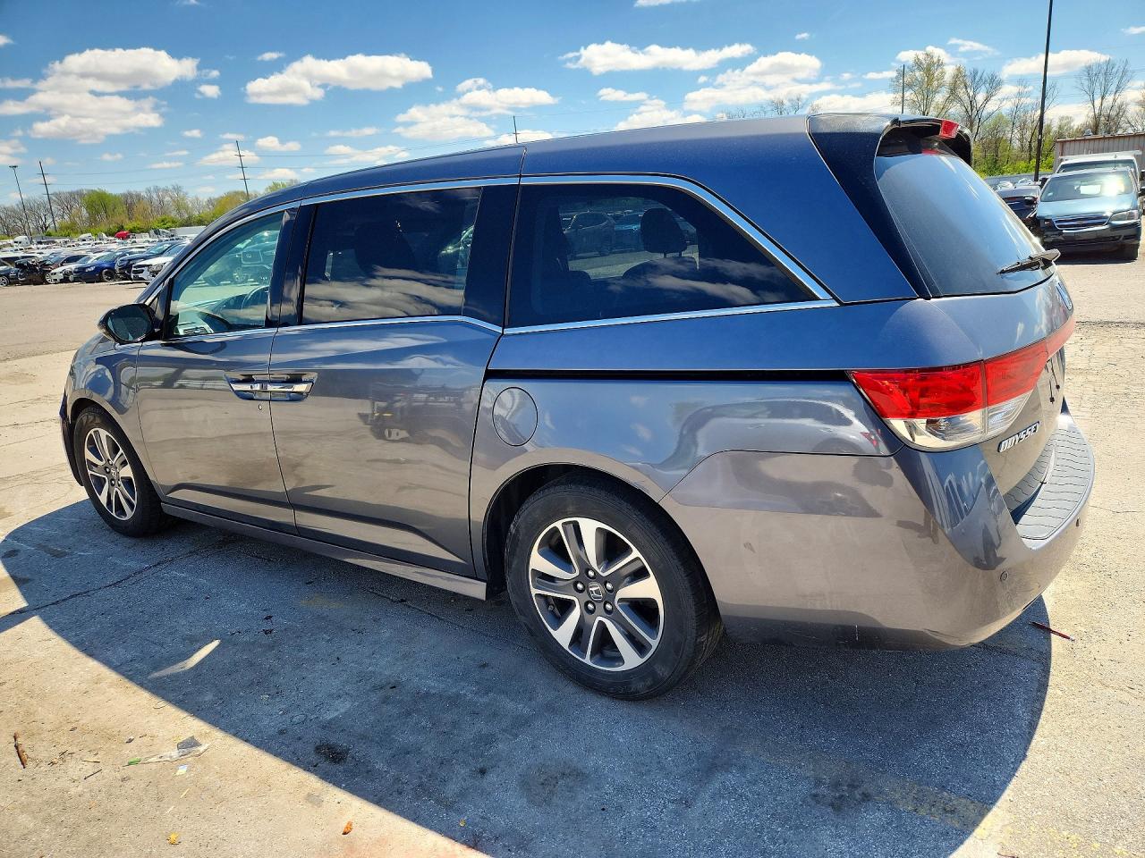 2014 HONDA ODYSSEY TOURING photo 4
