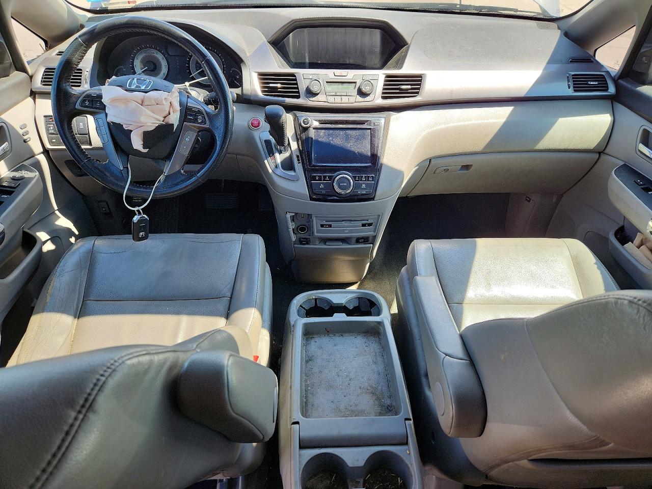 2014 HONDA ODYSSEY TOURING photo 22