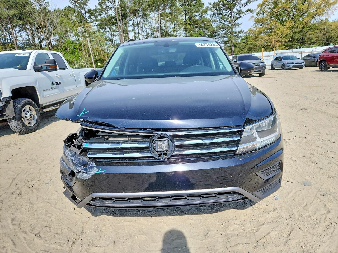 2021 VOLKSWAGEN TIGUAN SE photo 9
