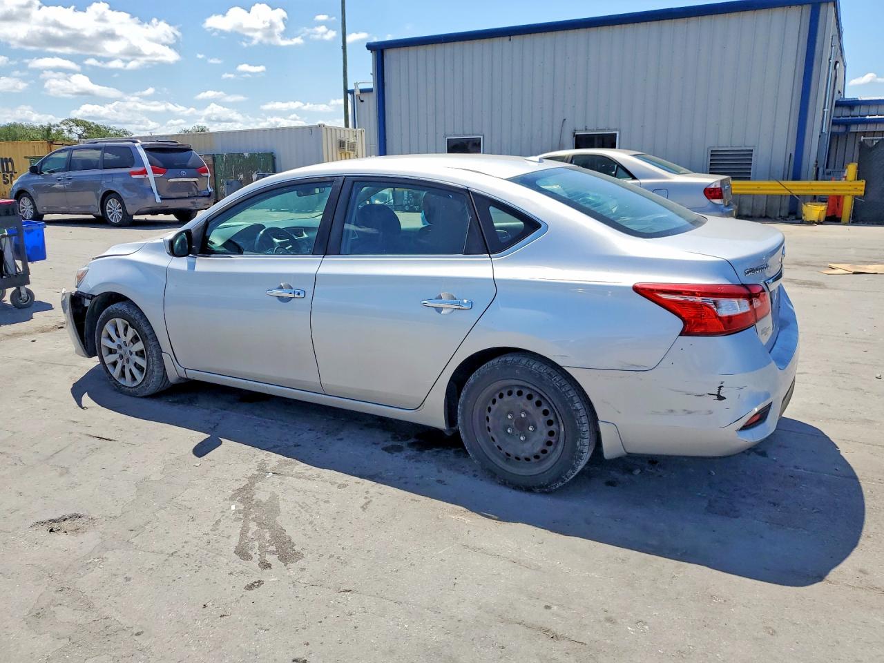 2017 NISSAN SENTRA SV photo 2