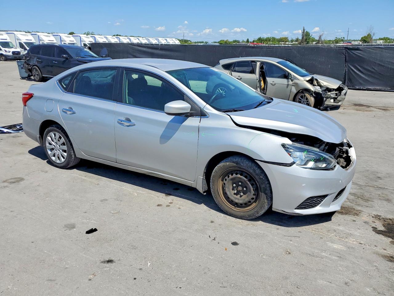 2017 NISSAN SENTRA SV photo 4