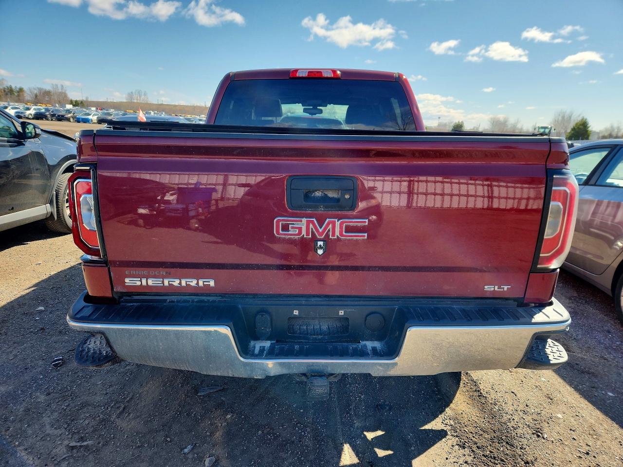 2017 GMC SIERRA K1500 SLT photo 11
