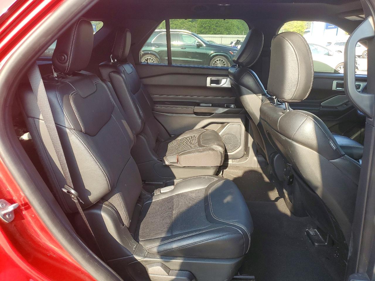 2020 FORD EXPLORER ST photo 19