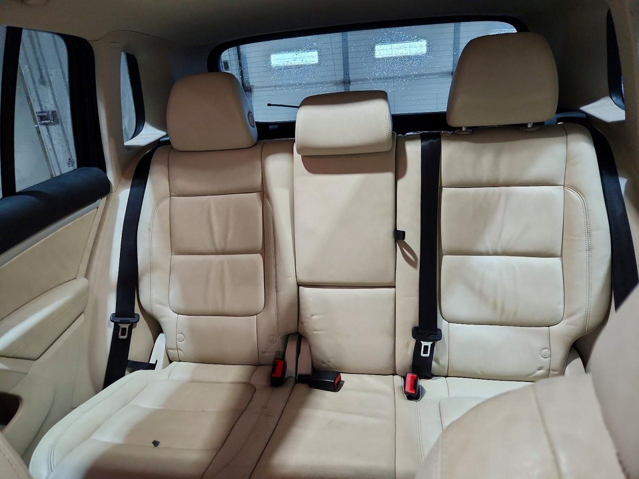 2013 VOLKSWAGEN TIGUAN S photo 19
