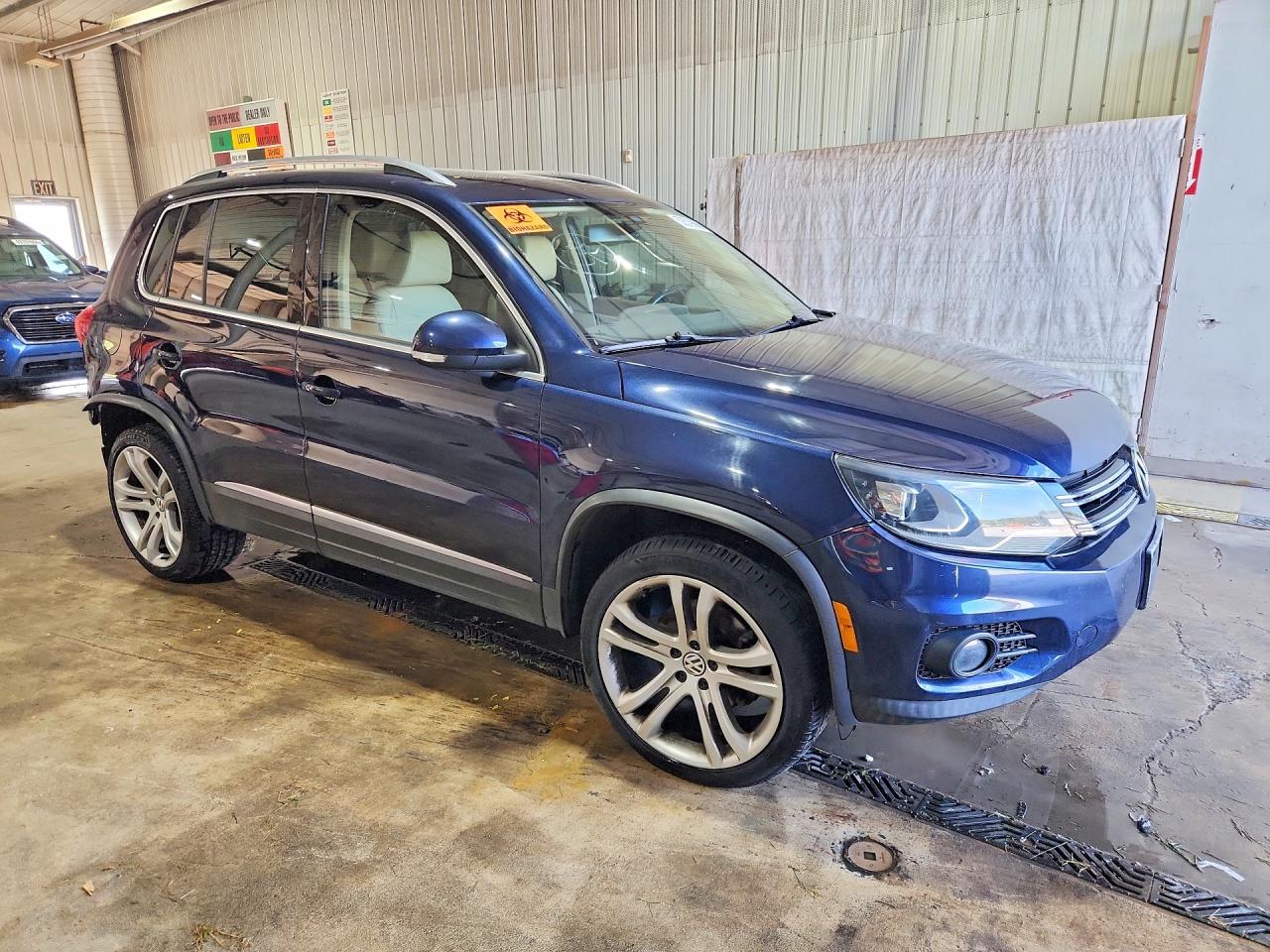 2013 VOLKSWAGEN TIGUAN S photo 7