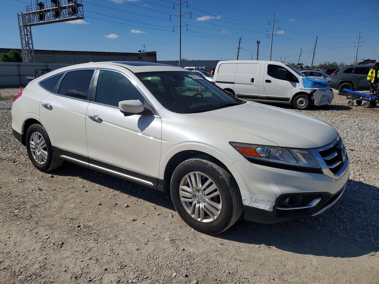 2013 HONDA CROSSTOUR EXL photo 4
