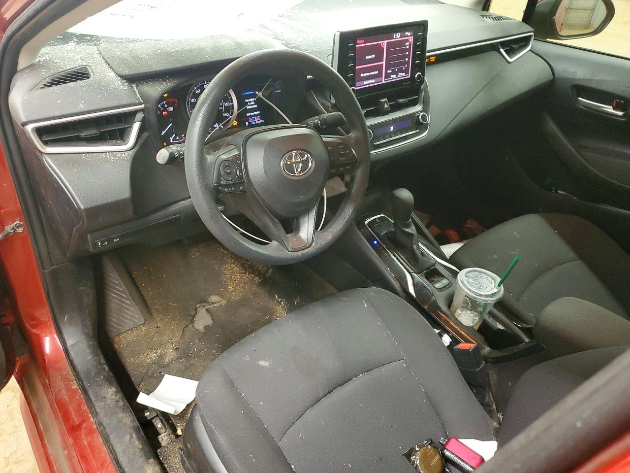 2021 TOYOTA COROLLA LE photo 22
