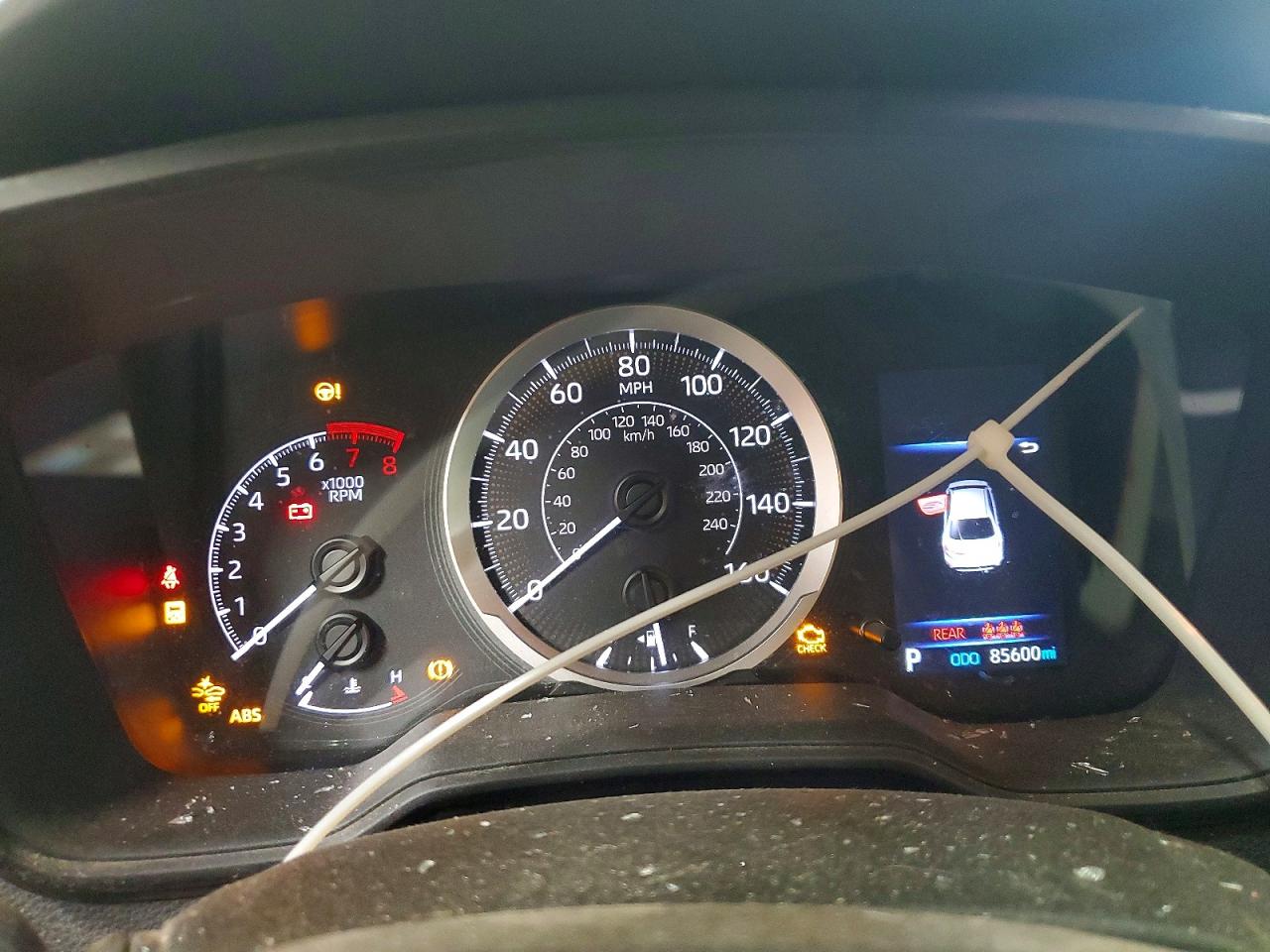 2021 TOYOTA COROLLA LE photo 25