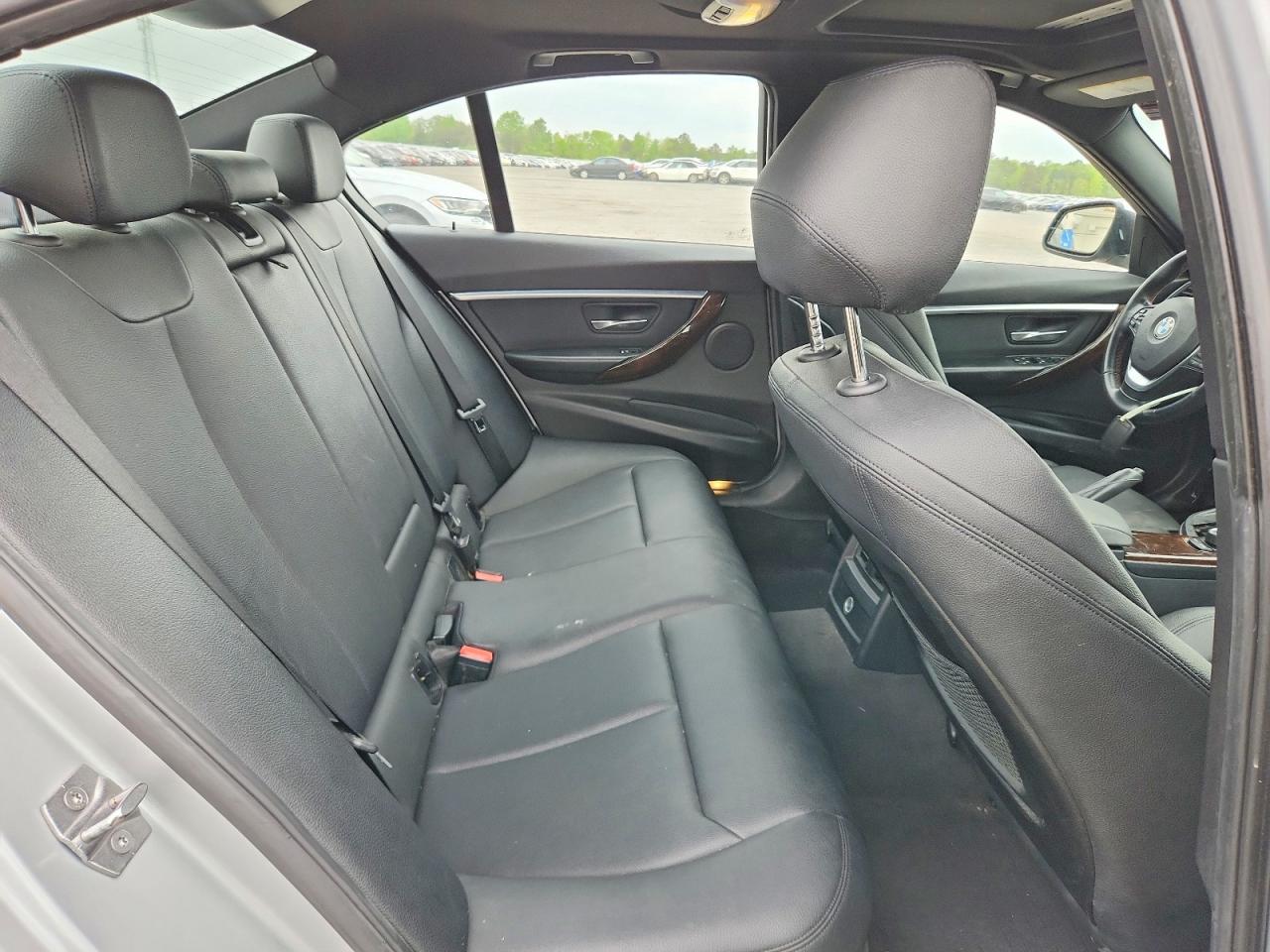 2016 BMW 328 XI SULEV photo 19