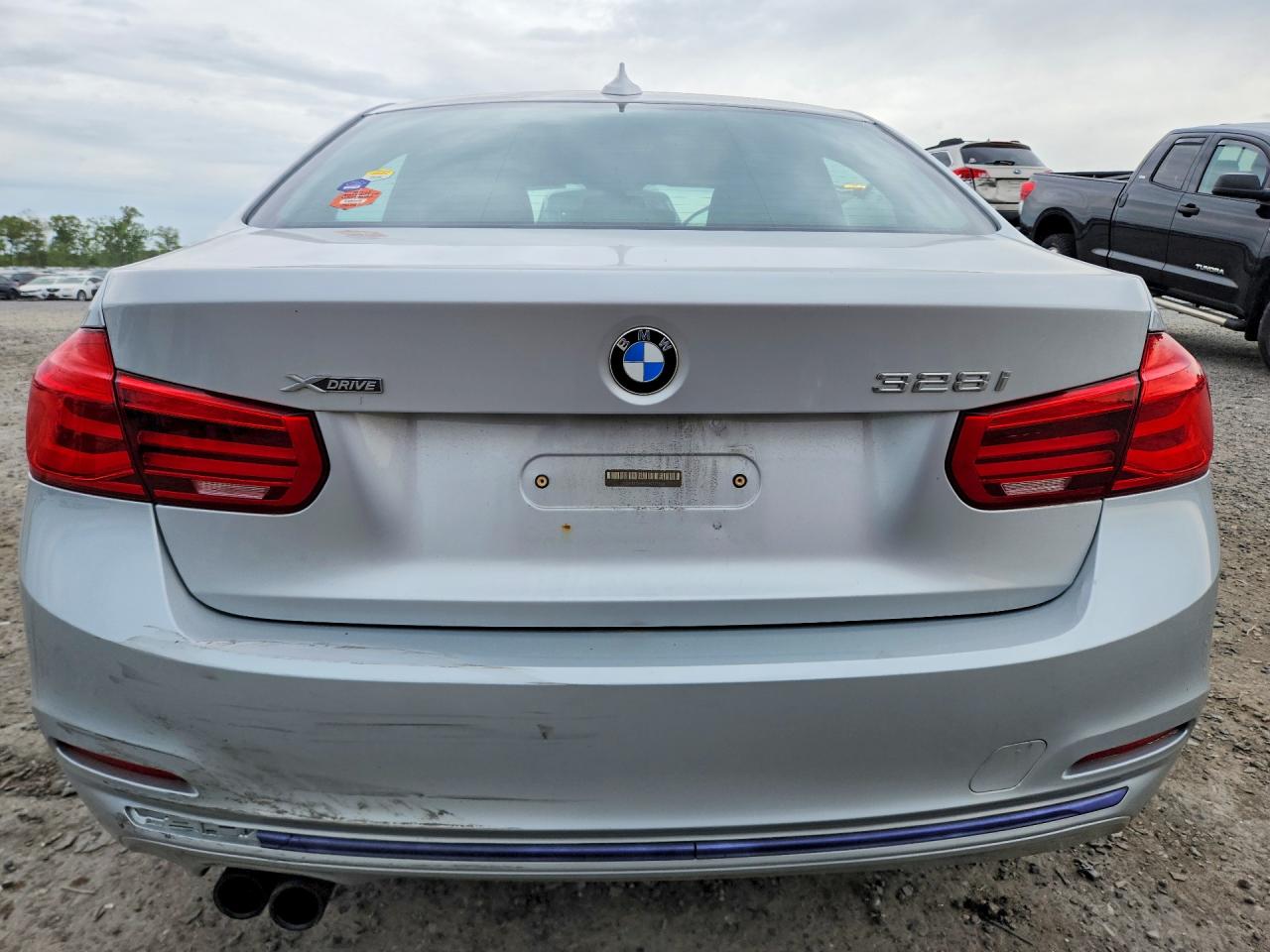 2016 BMW 328 XI SULEV photo 11