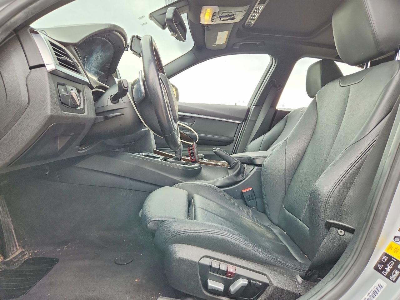 2016 BMW 328 XI SULEV photo 13
