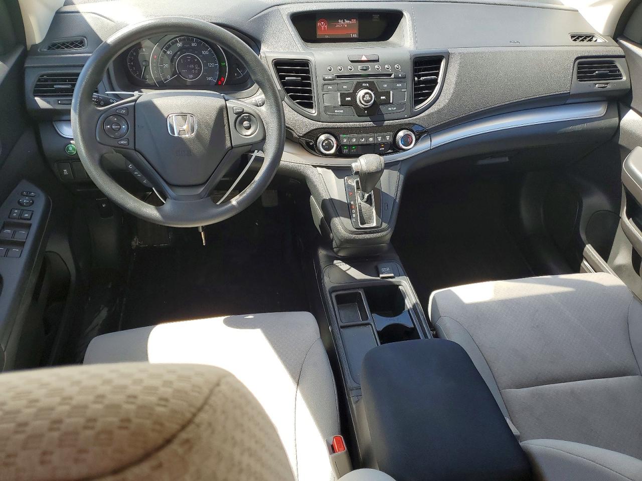 2016 HONDA CR-V LX photo 8