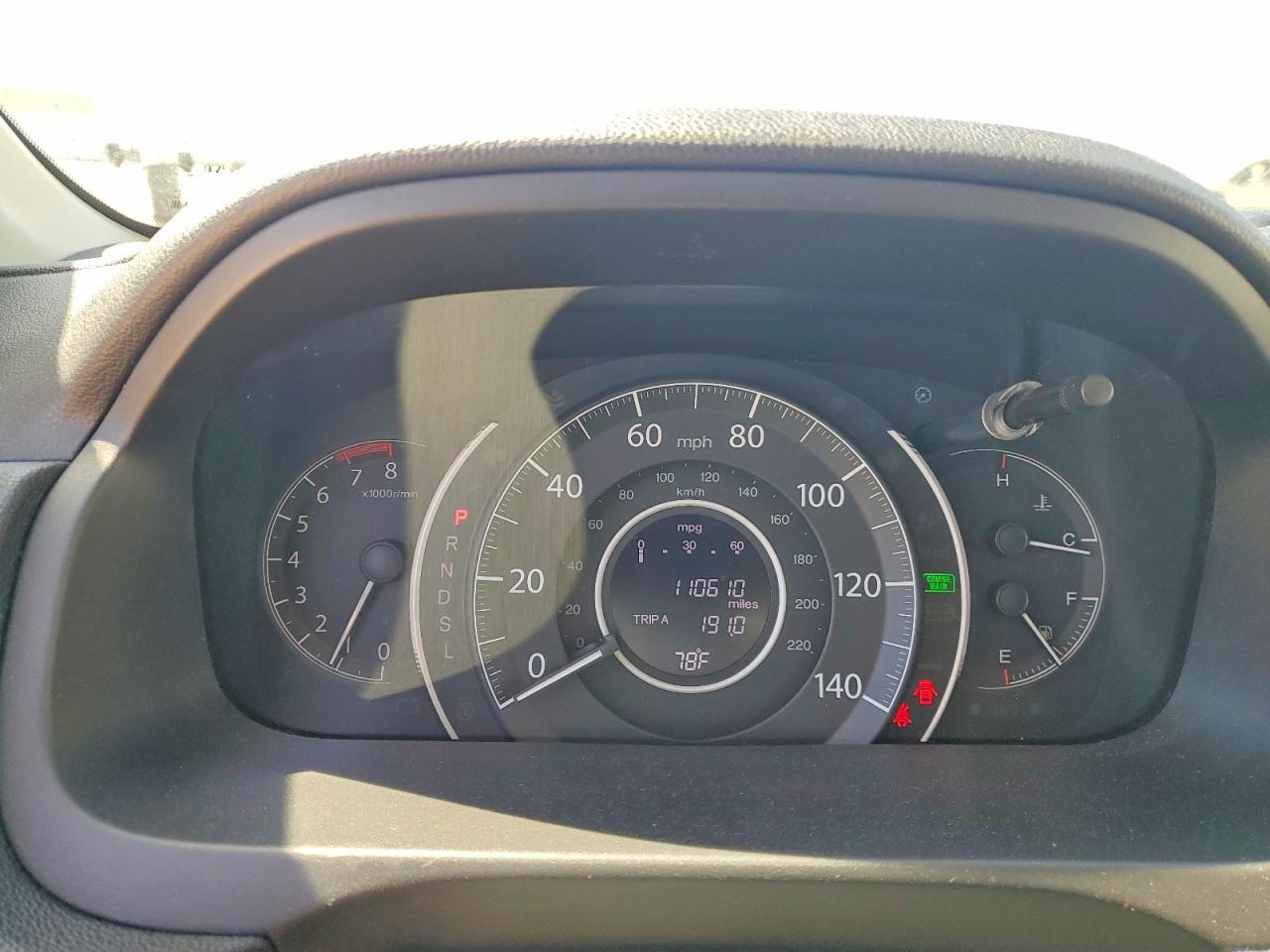 2016 HONDA CR-V LX photo 9