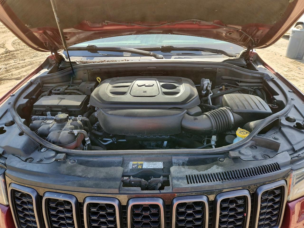 2019 JEEP GRAND CHEROKEE OVERLAND photo 34