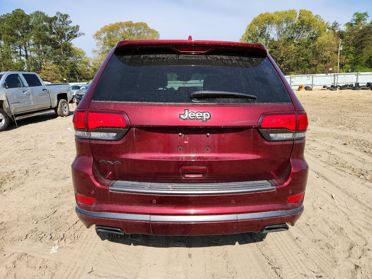 2019 JEEP GRAND CHEROKEE OVERLAND photo 16
