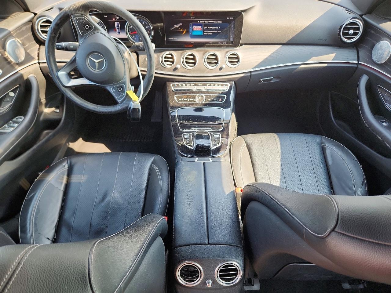 2017 MERCEDES-BENZ E 300 4MATIC photo 8
