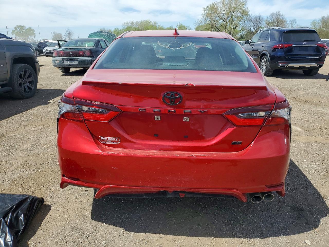 2023 TOYOTA CAMRY SE photo 11