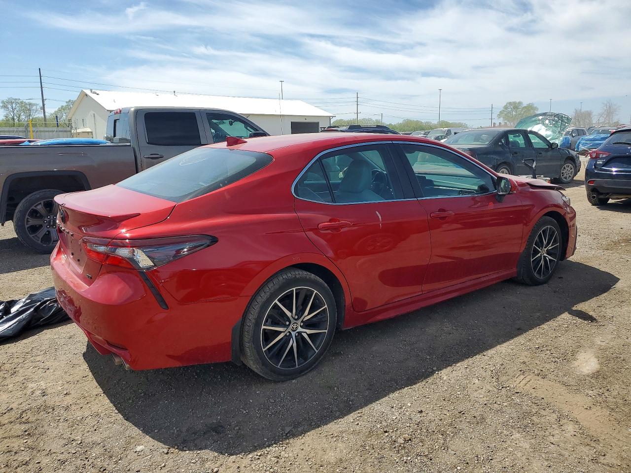 2023 TOYOTA CAMRY SE photo 5