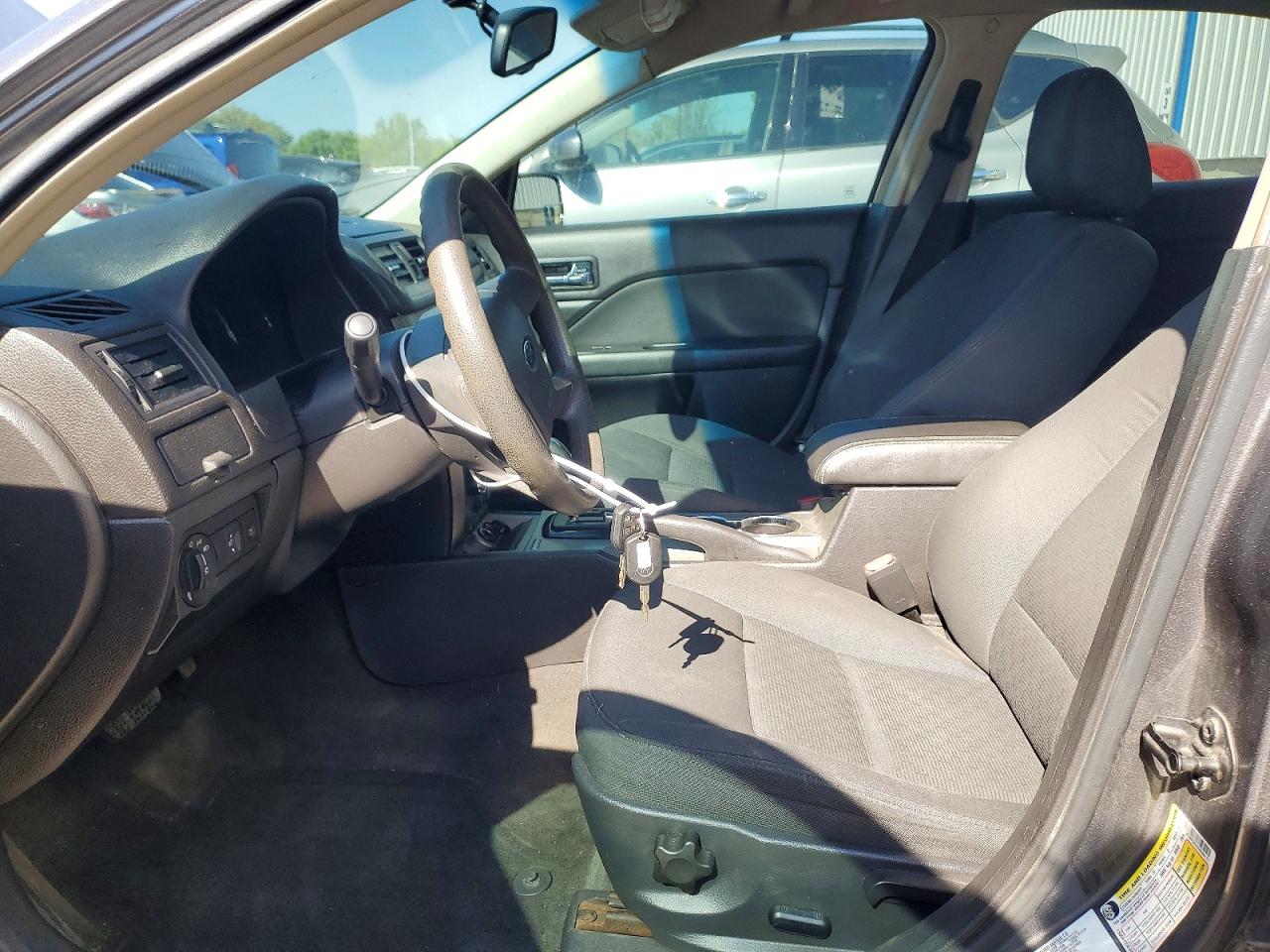 2010 FORD FUSION SE photo 13