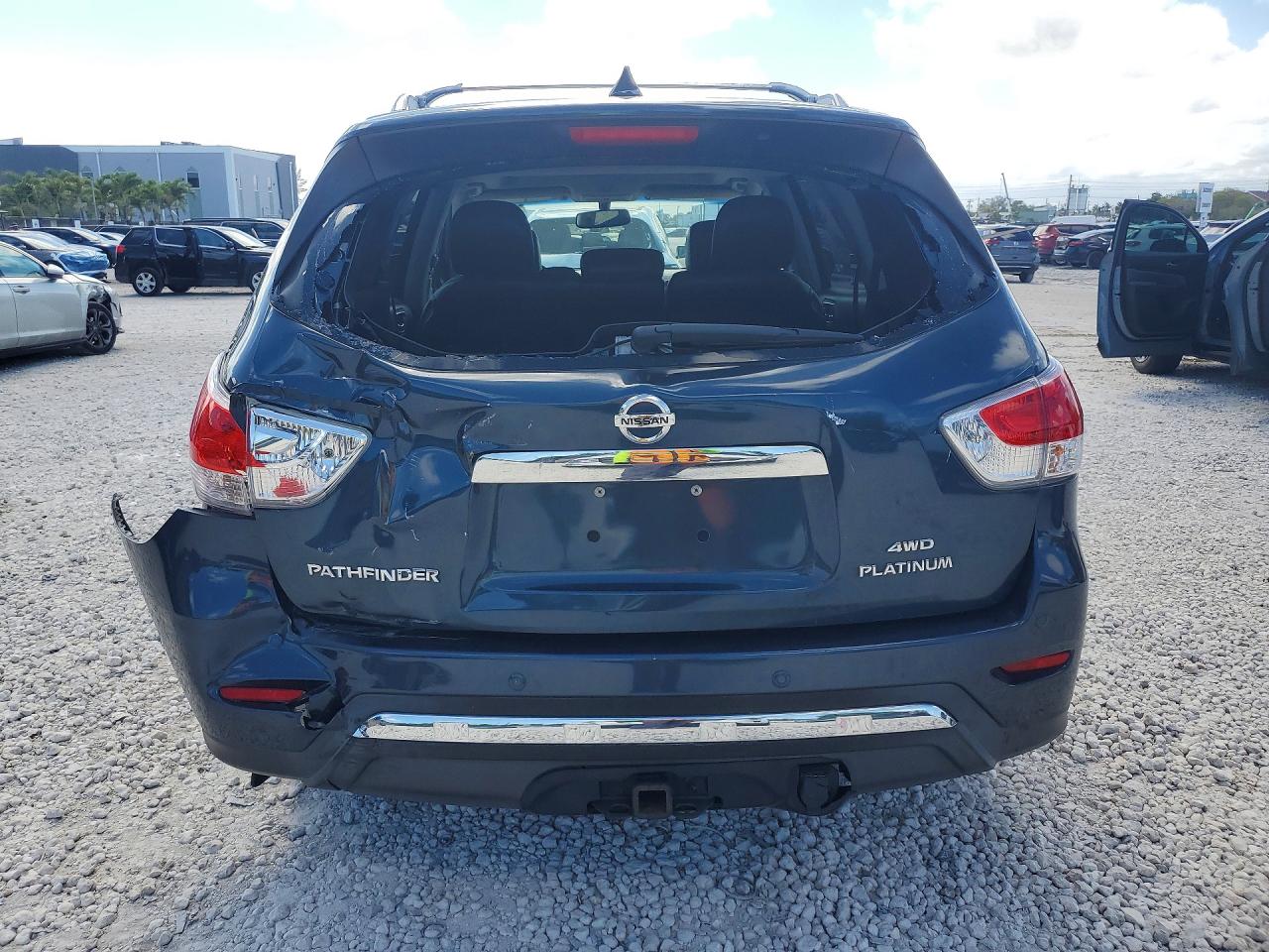 2013 NISSAN PATHFINDER S photo 11