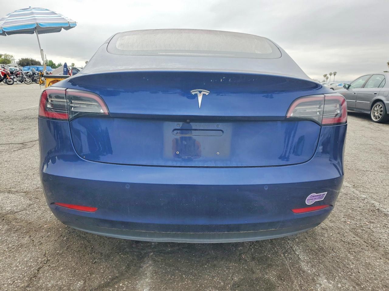 2018 TESLA MODEL 3 photo 11