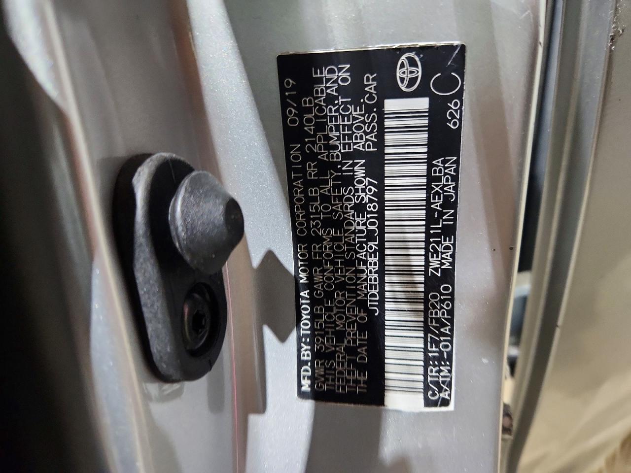 2020 TOYOTA COROLLA LE photo 25