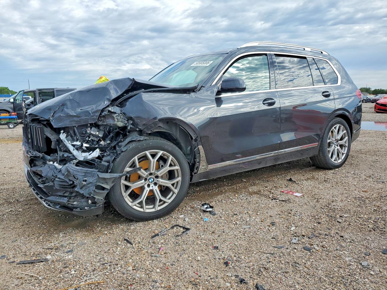 2021 BMW X7
