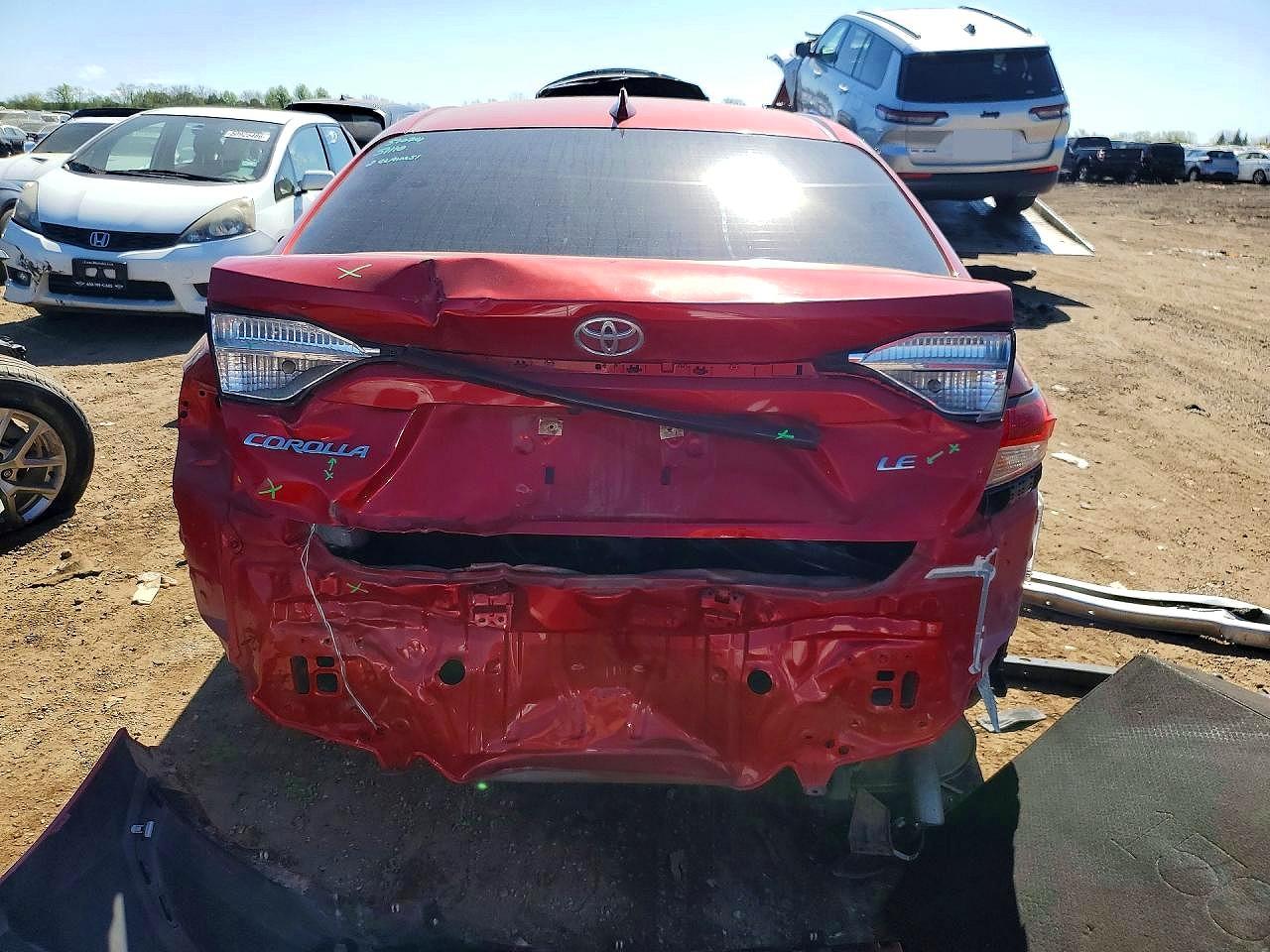 2020 TOYOTA COROLLA LE photo 11