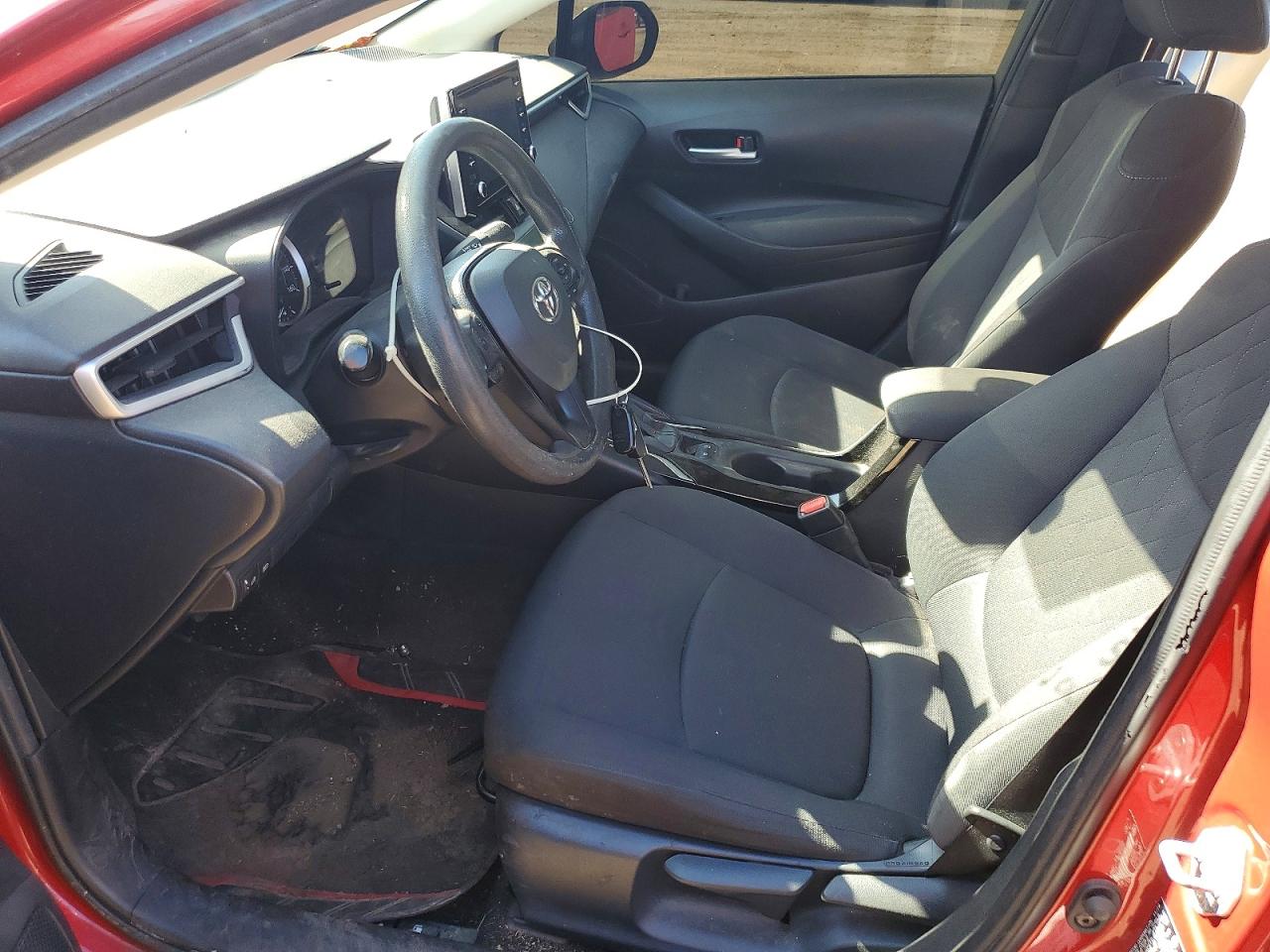2020 TOYOTA COROLLA LE photo 13