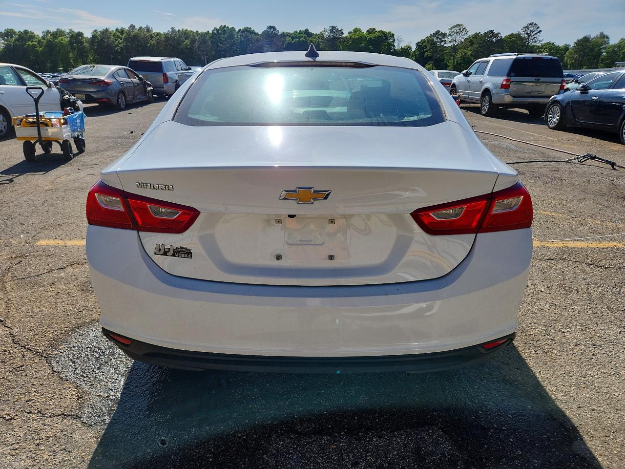 2021 CHEVROLET MALIBU LS photo 11