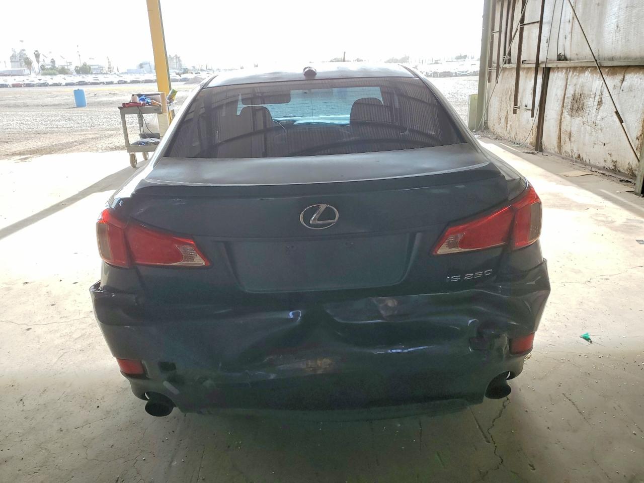 2011 LEXUS IS 250 photo 16