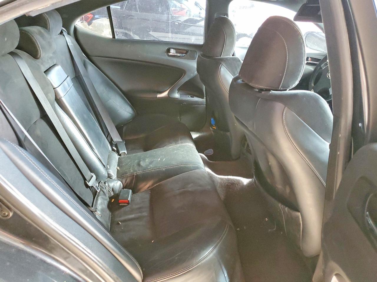 2011 LEXUS IS 250 photo 28