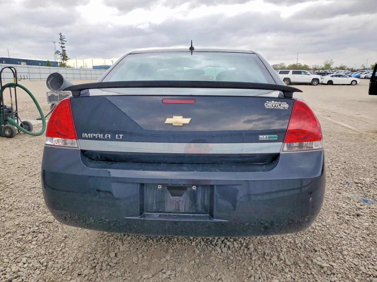 2010 CHEVROLET IMPALA LT photo 16