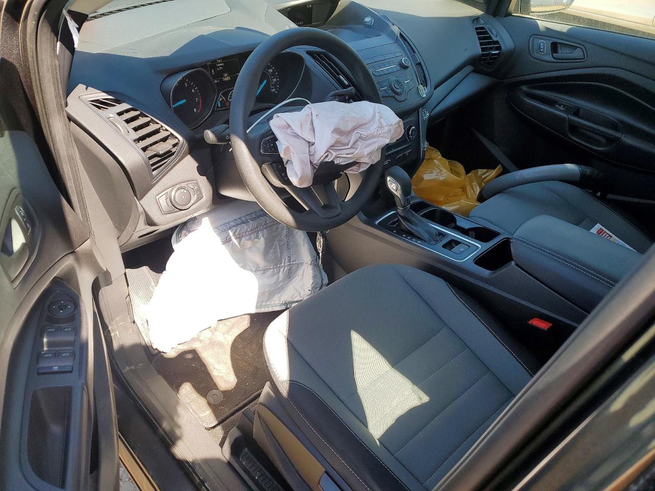 2019 FORD ESCAPE S photo 15