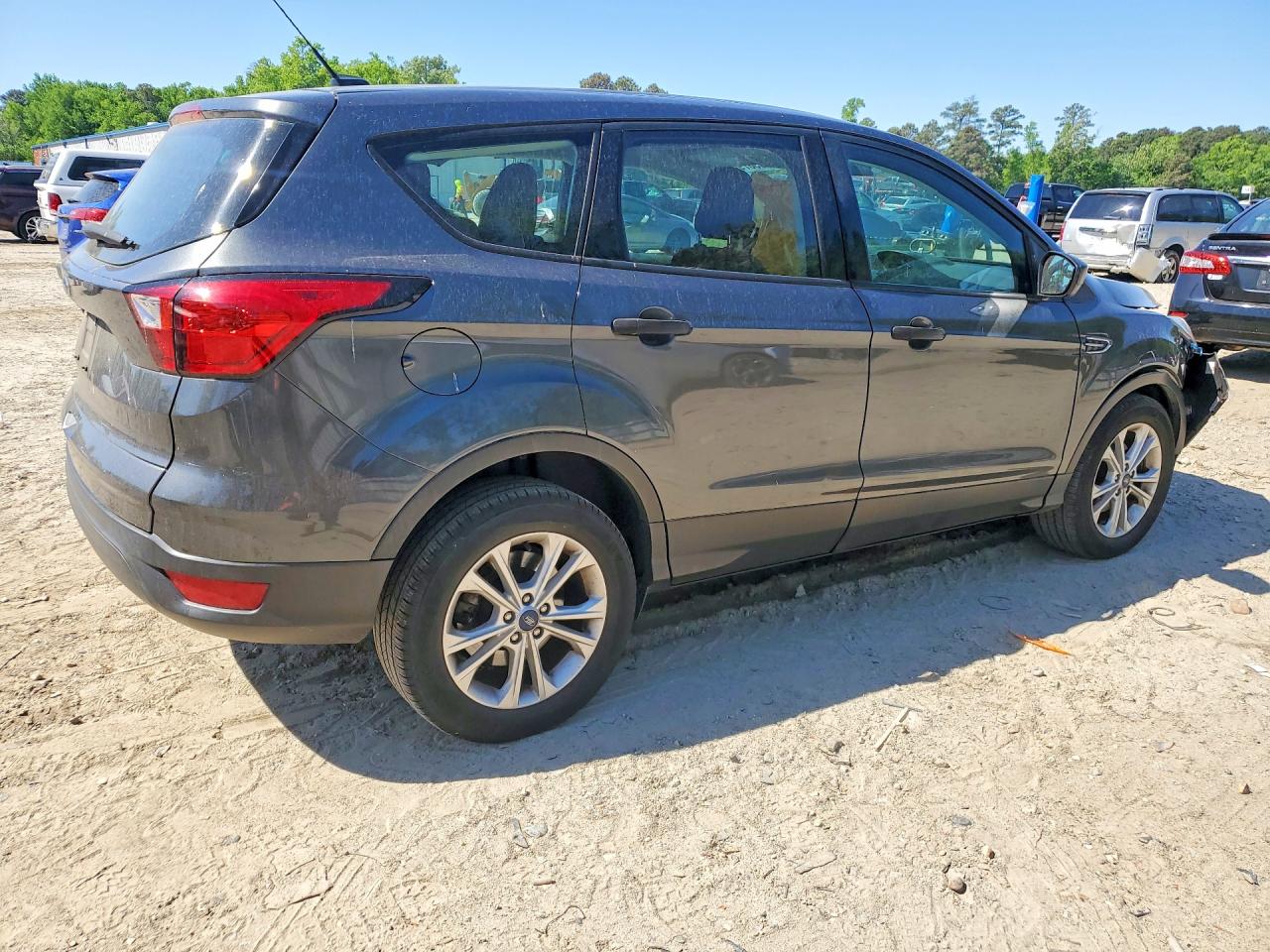 2019 FORD ESCAPE S photo 5