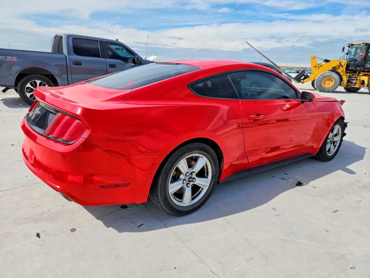 2016 FORD MUSTANG photo 5