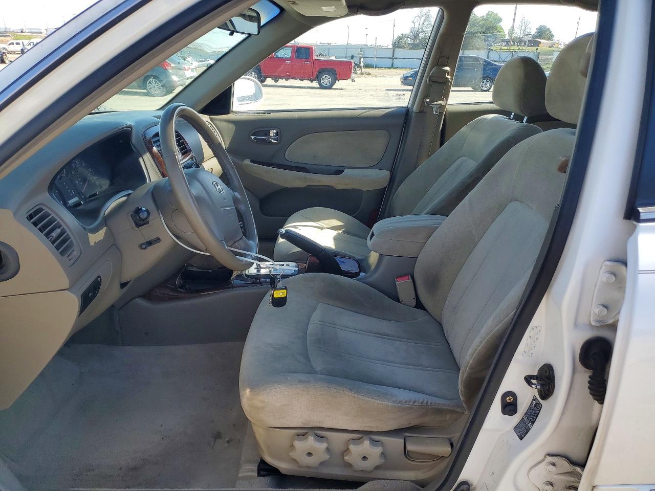 2004 HYUNDAI SONATA GLS photo 7