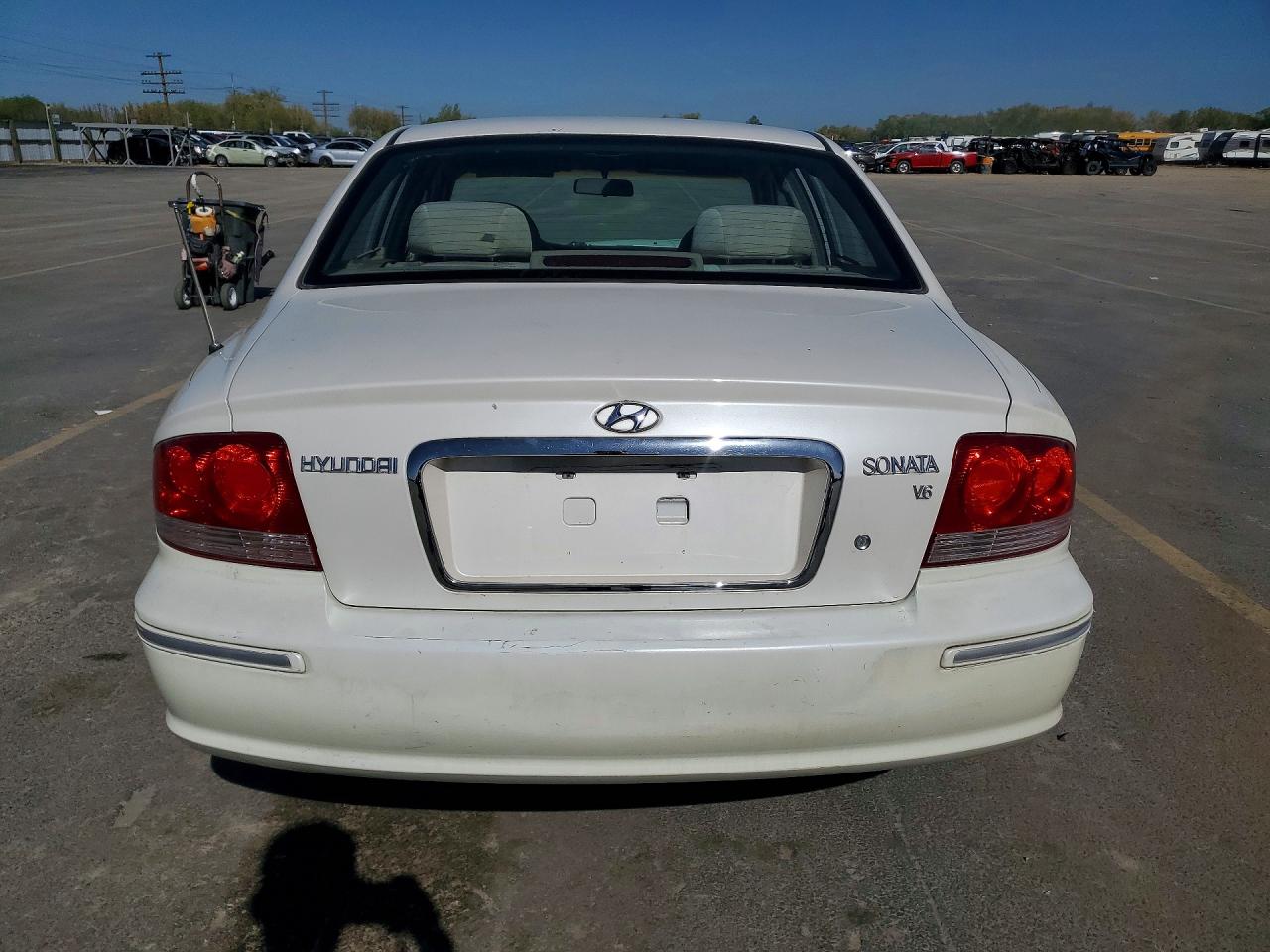 2004 HYUNDAI SONATA GLS photo 6